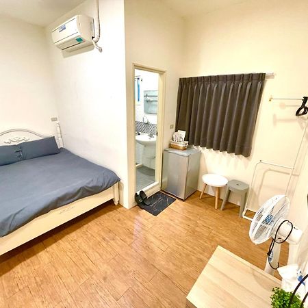 Hotel Fengchia Oslo à Taichung Extérieur photo