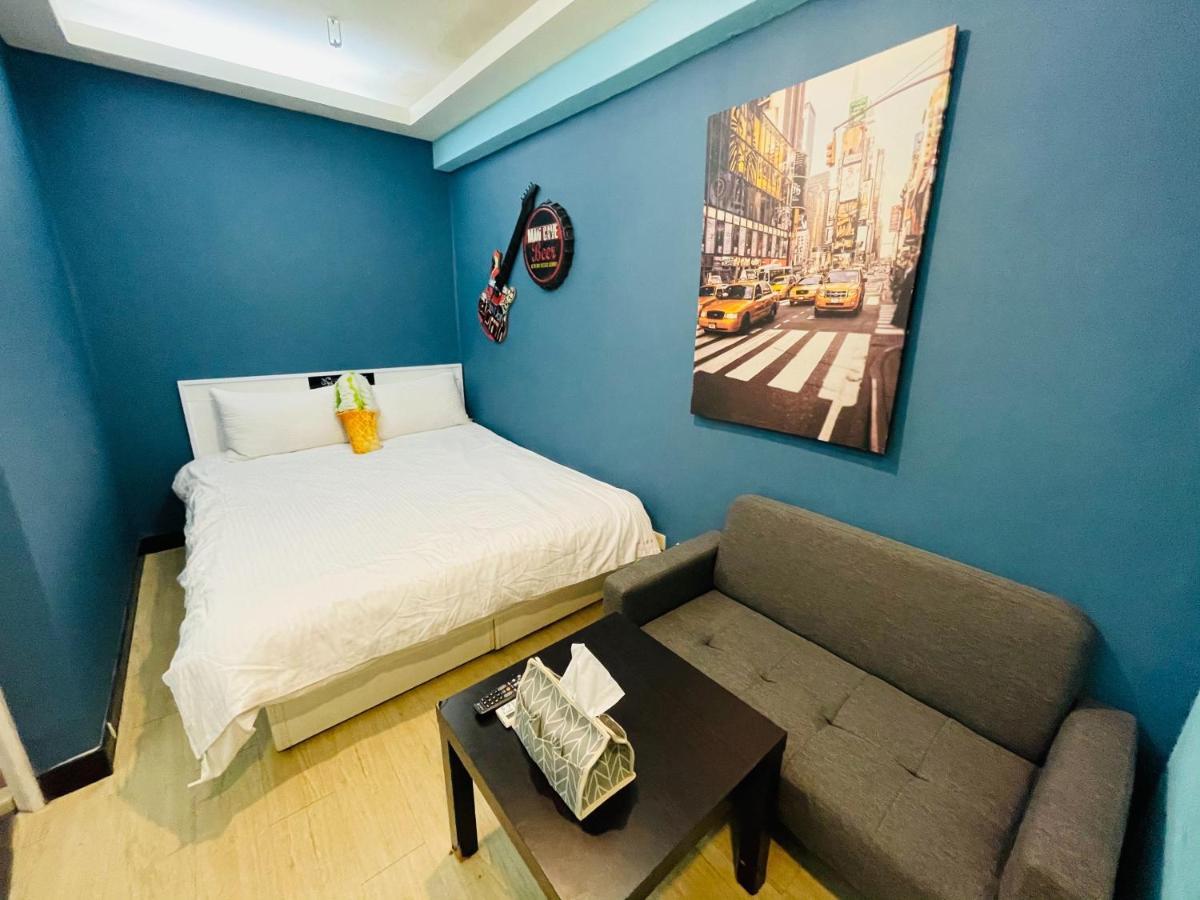 Hotel Fengchia Oslo à Taichung Extérieur photo