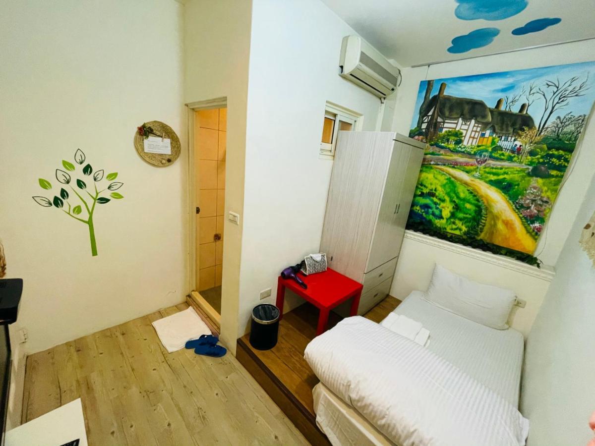 Hotel Fengchia Oslo à Taichung Extérieur photo
