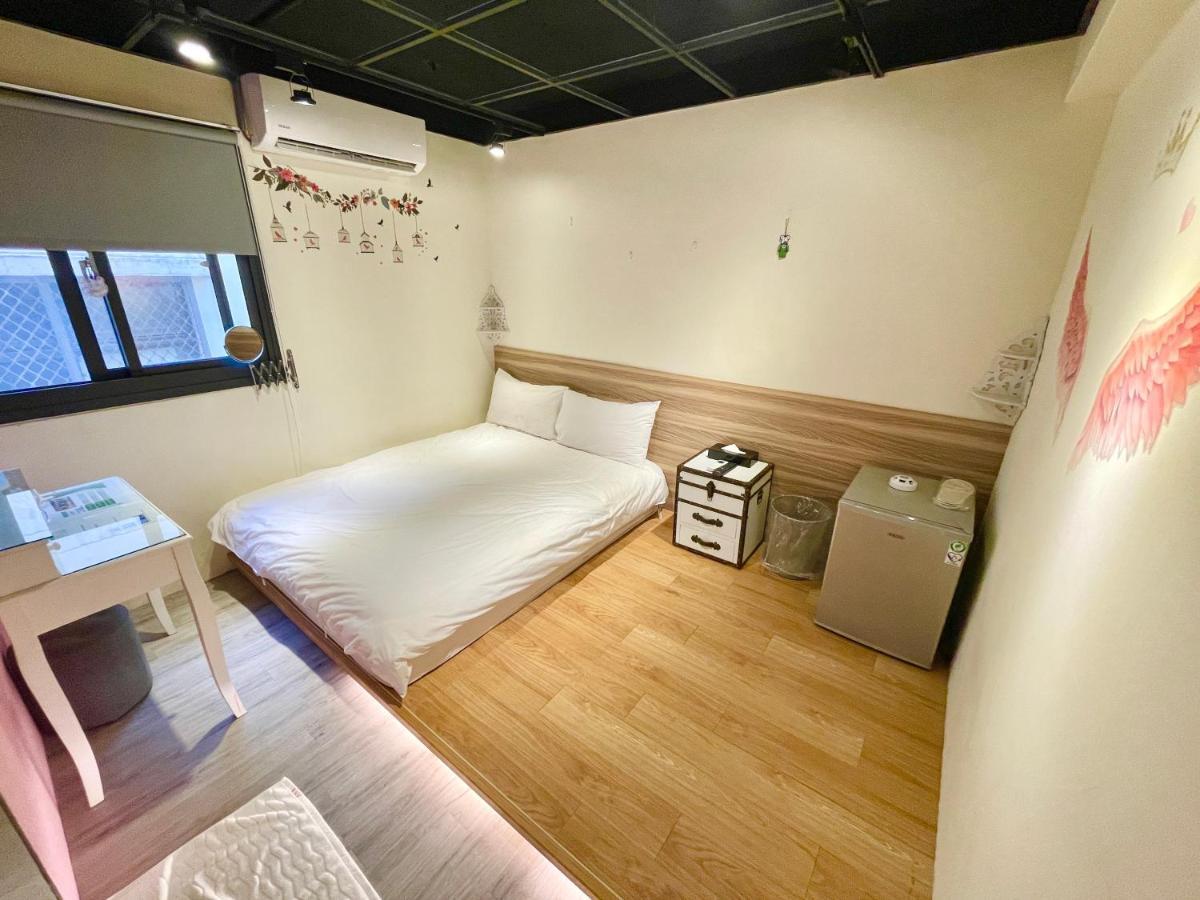 Hotel Fengchia Oslo à Taichung Extérieur photo