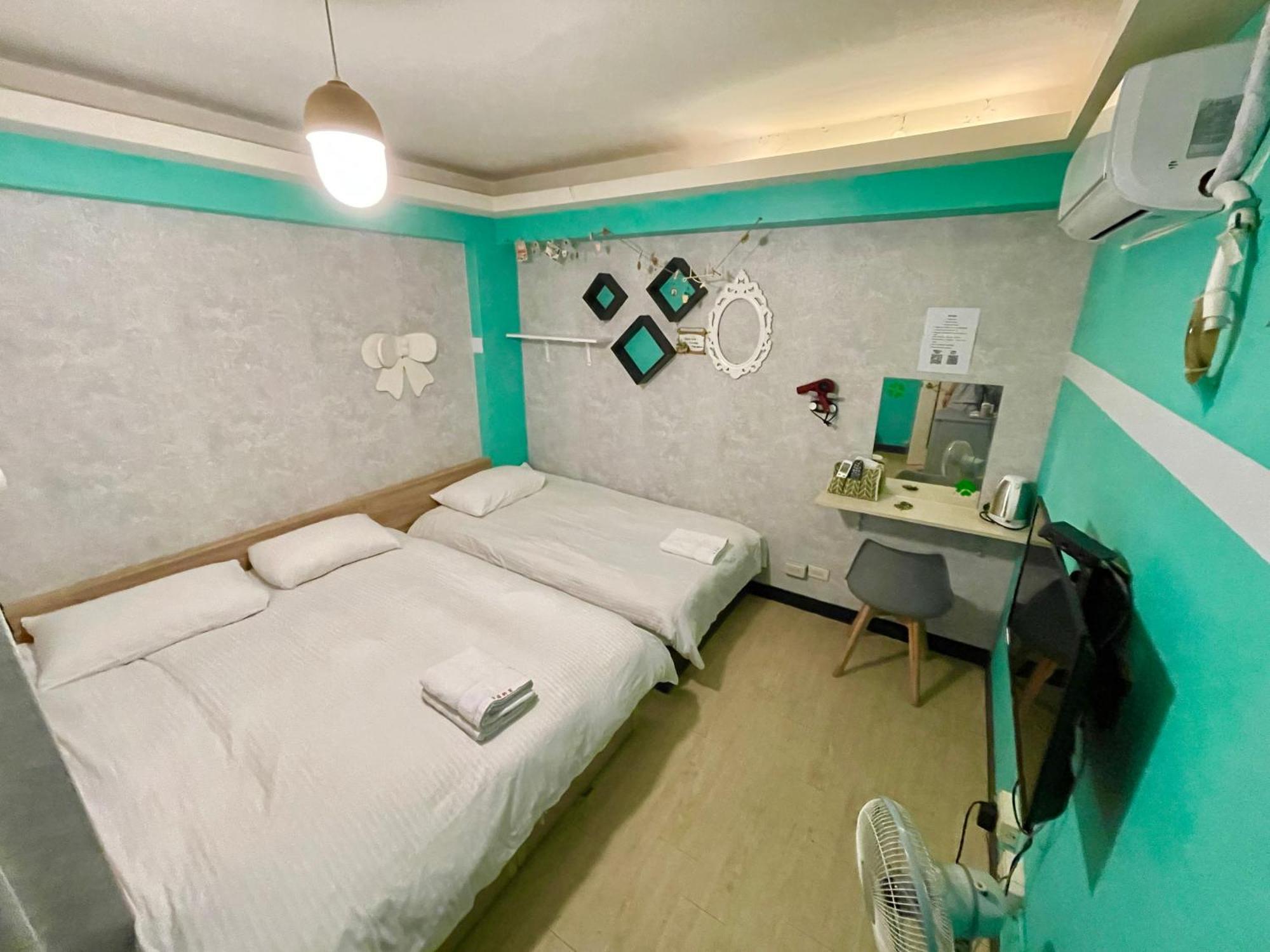 Hotel Fengchia Oslo à Taichung Extérieur photo