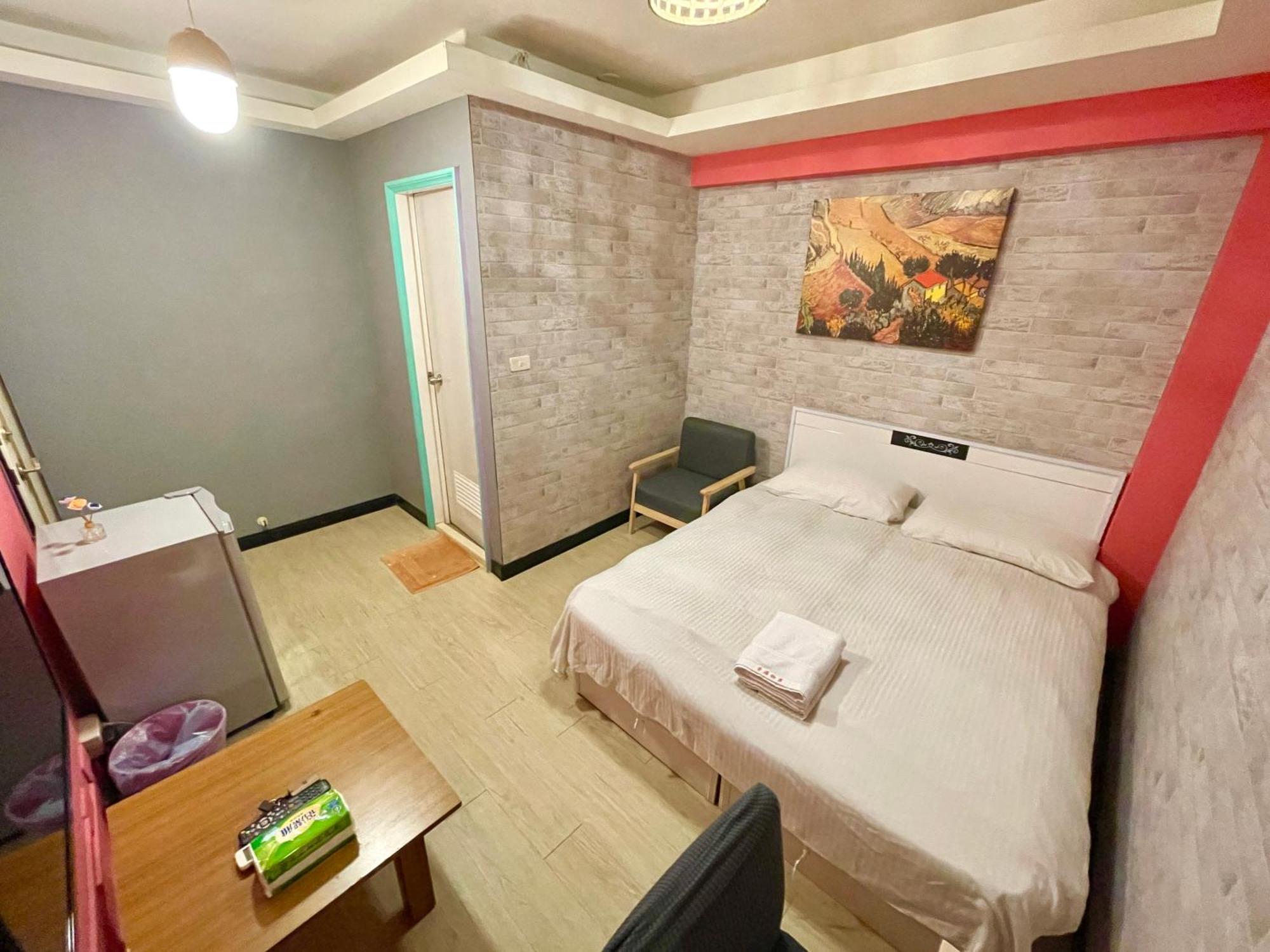 Hotel Fengchia Oslo à Taichung Extérieur photo
