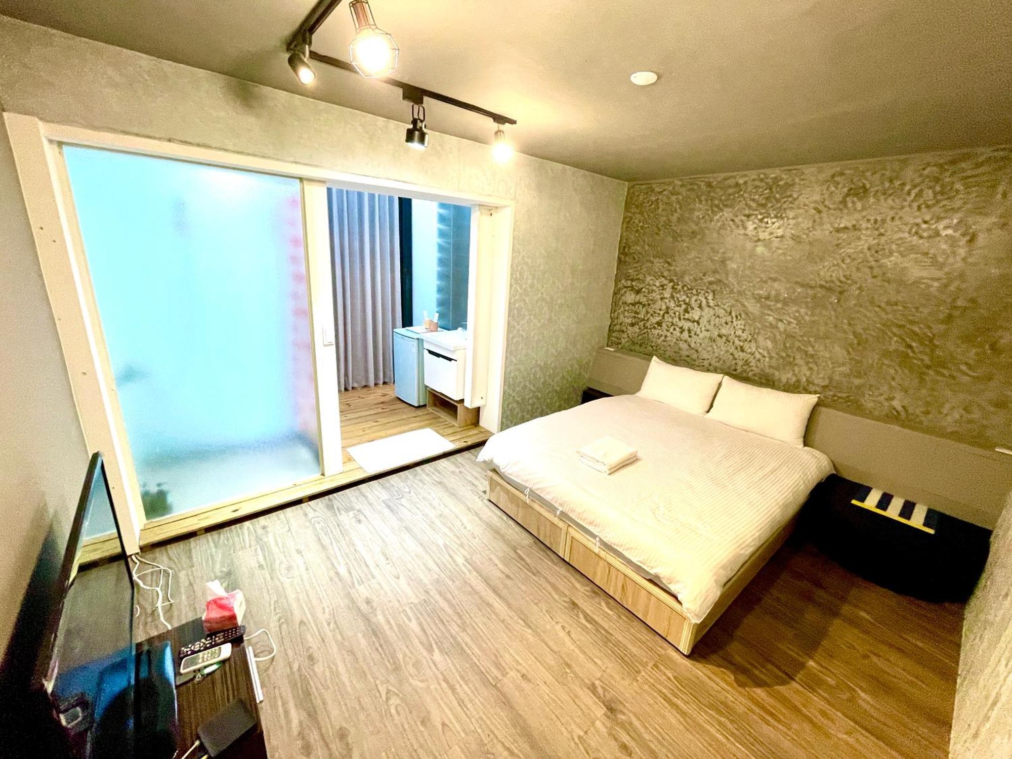 Hotel Fengchia Oslo à Taichung Extérieur photo