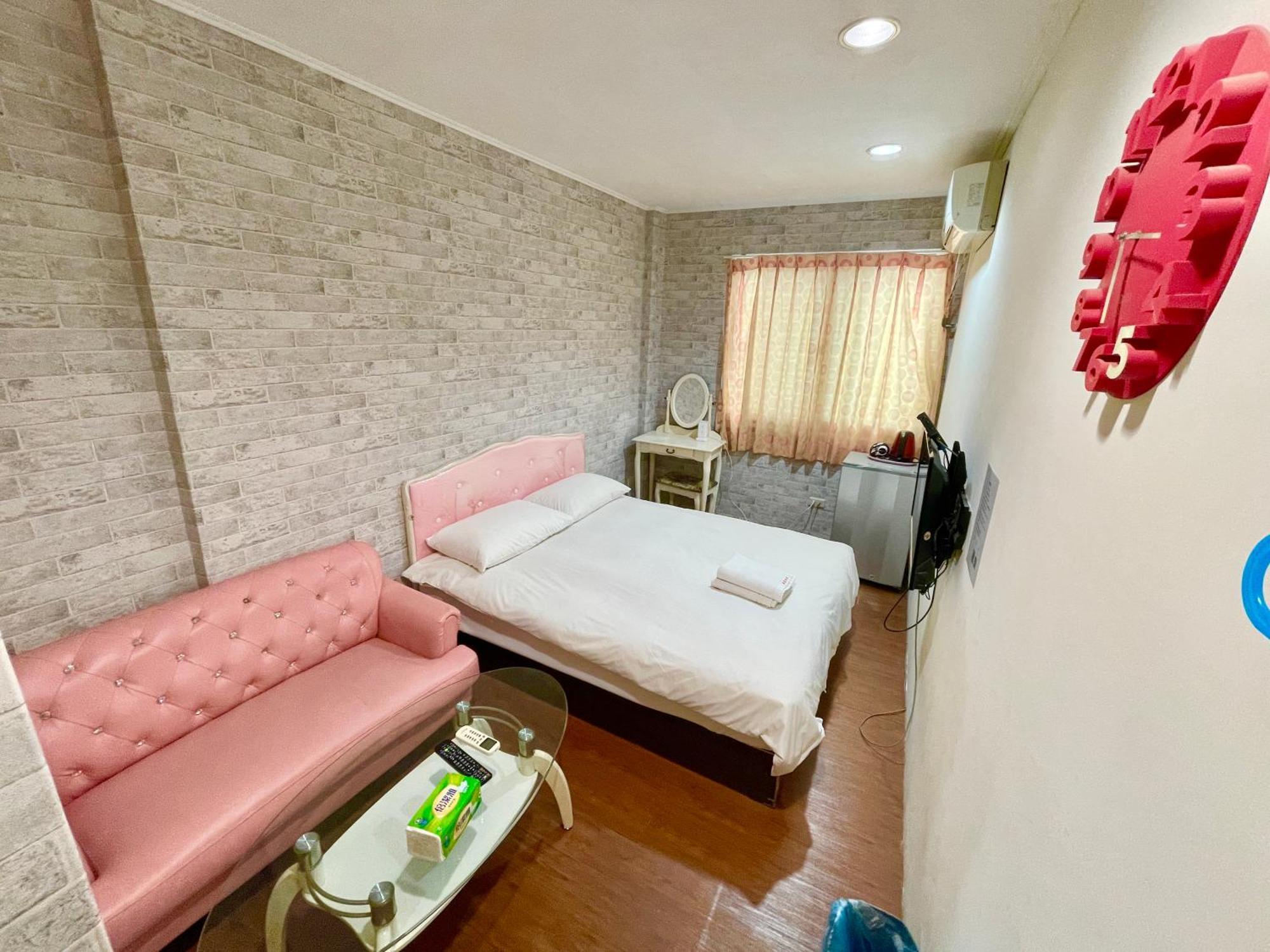 Hotel Fengchia Oslo à Taichung Extérieur photo