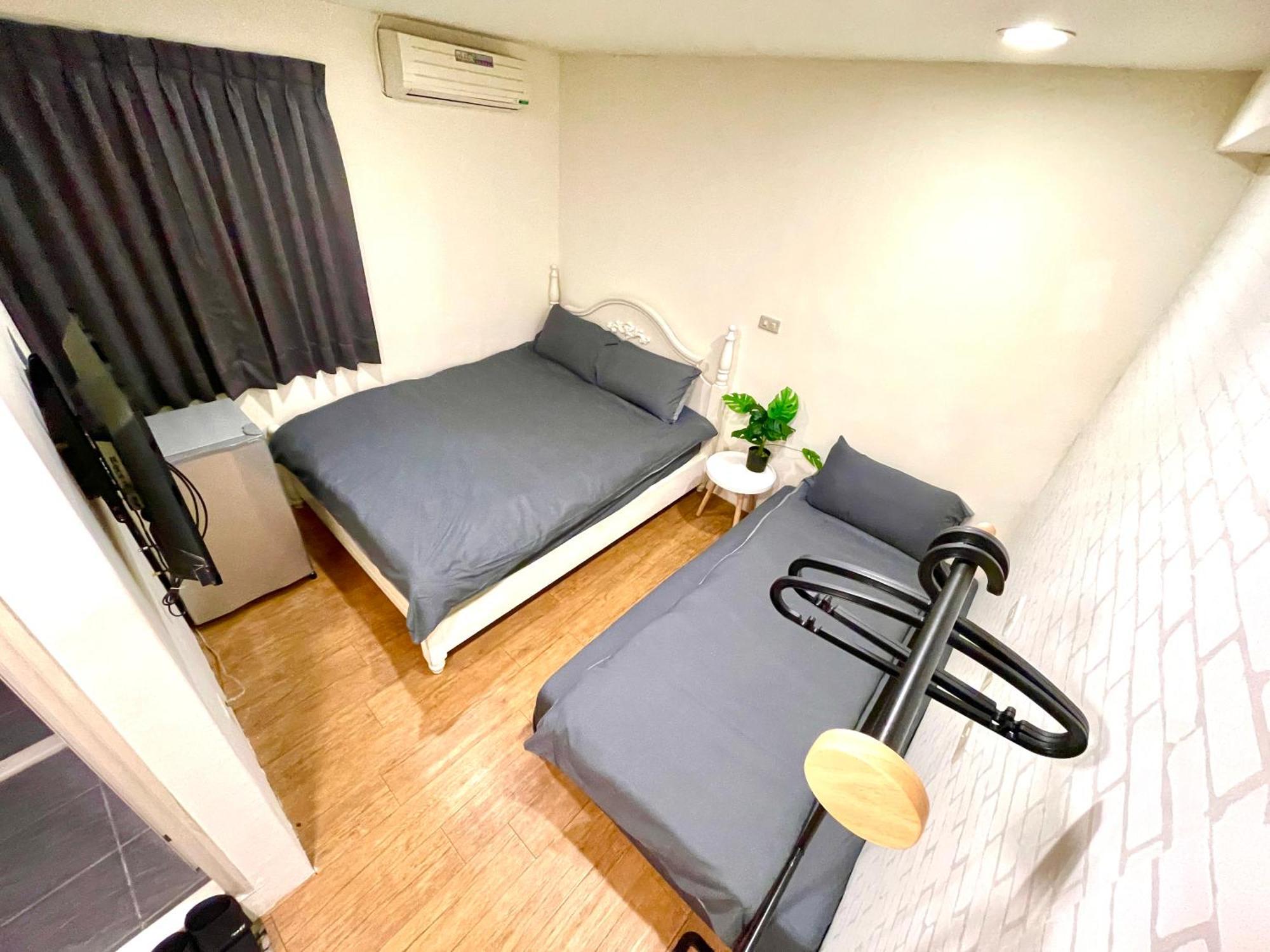 Hotel Fengchia Oslo à Taichung Extérieur photo