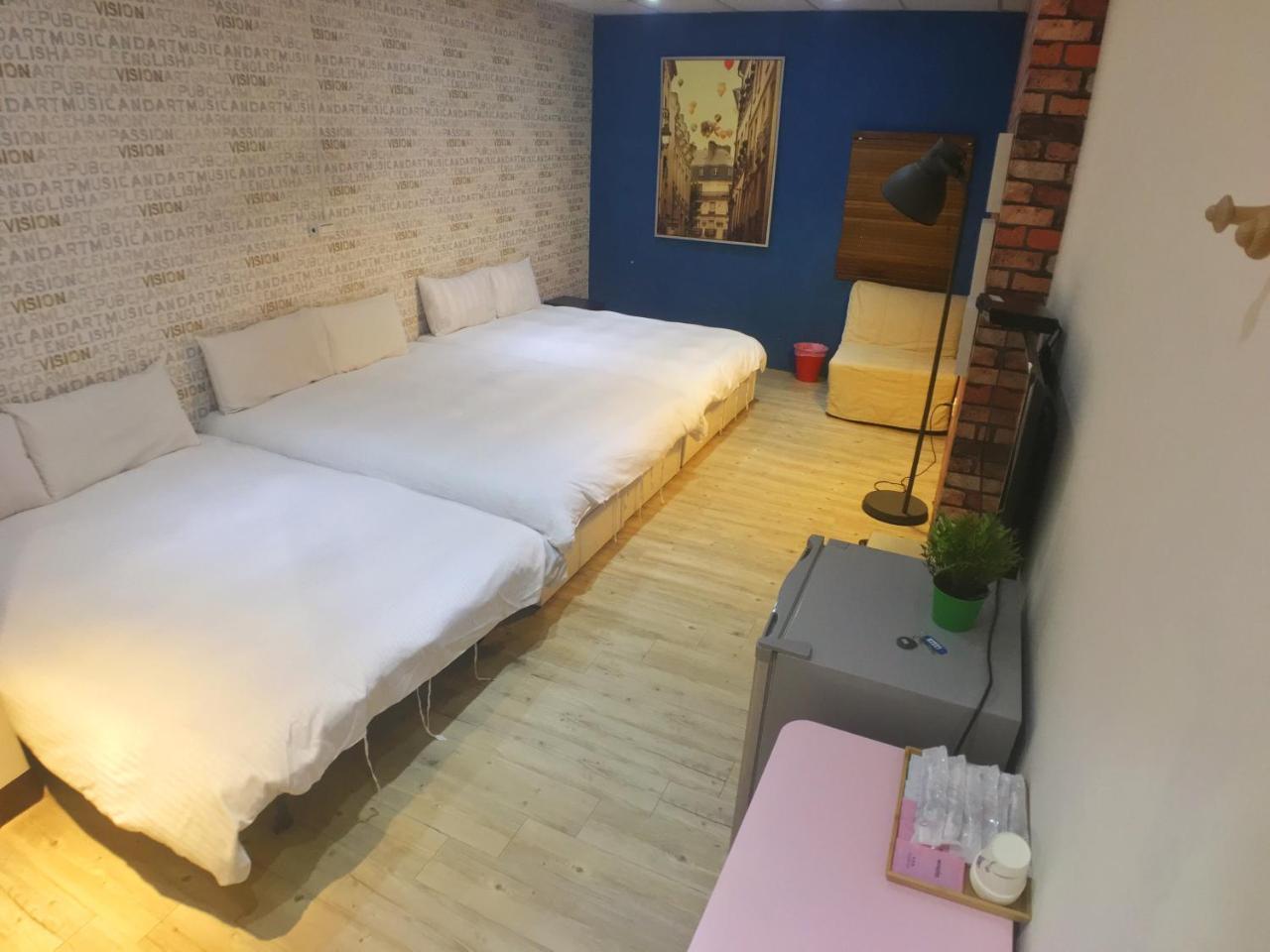 Hotel Fengchia Oslo à Taichung Extérieur photo